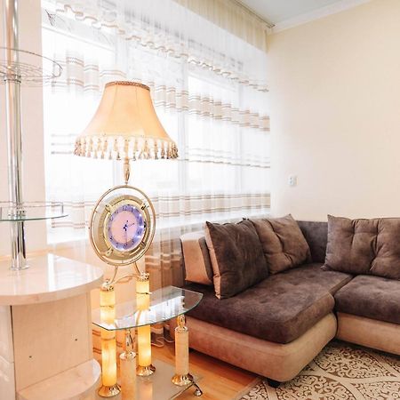 Апартаменты Люкс Рядом С Рекой Иртыш Pavlodar Eksteriør bilde