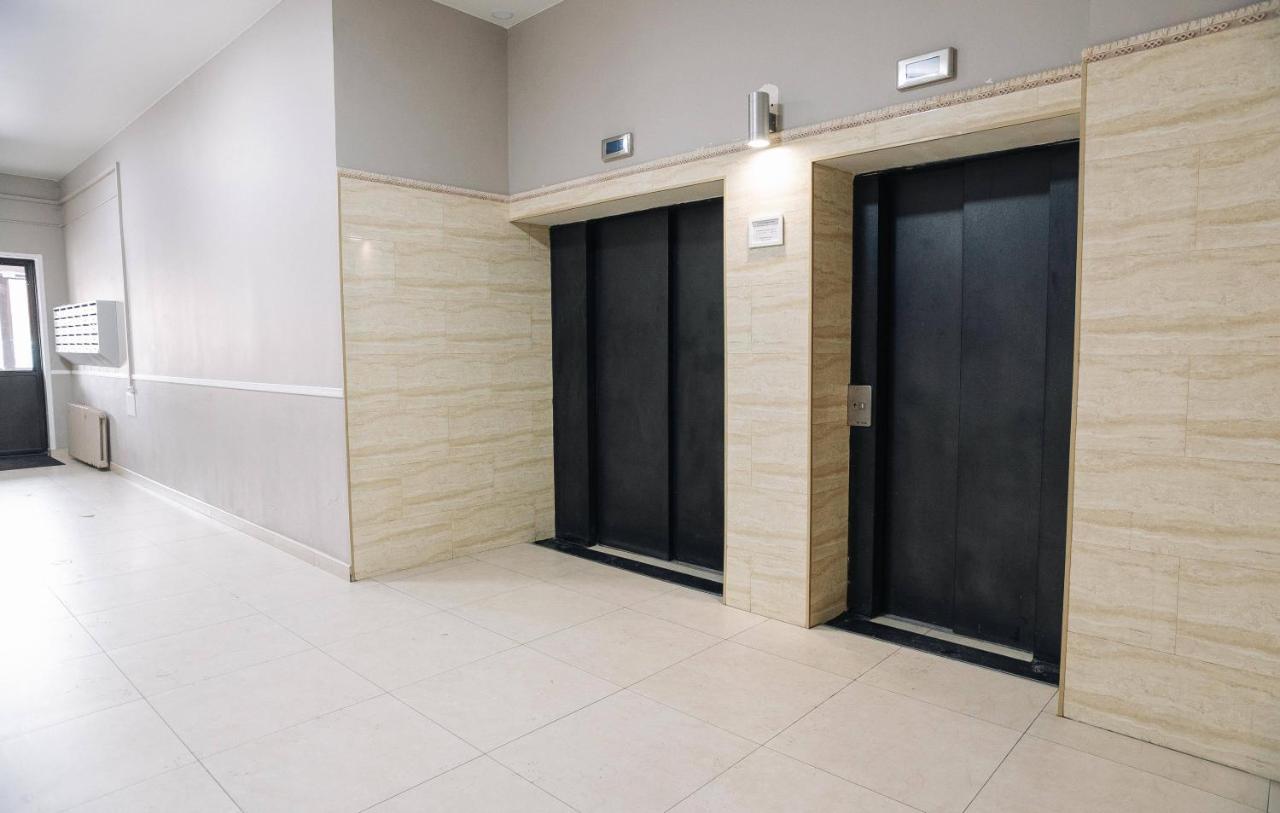 Апартаменты Люкс Рядом С Рекой Иртыш Pavlodar Eksteriør bilde